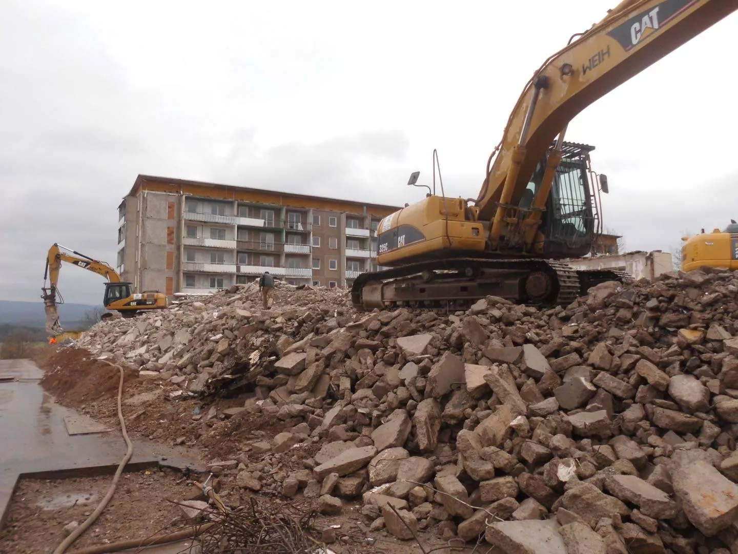 Abriss Wohnblock Bad Salzungen